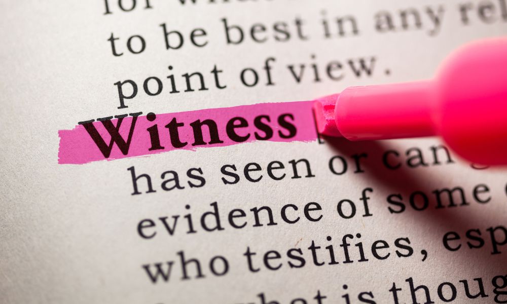 witness statement being highlighted by sugar land car accident lawyer