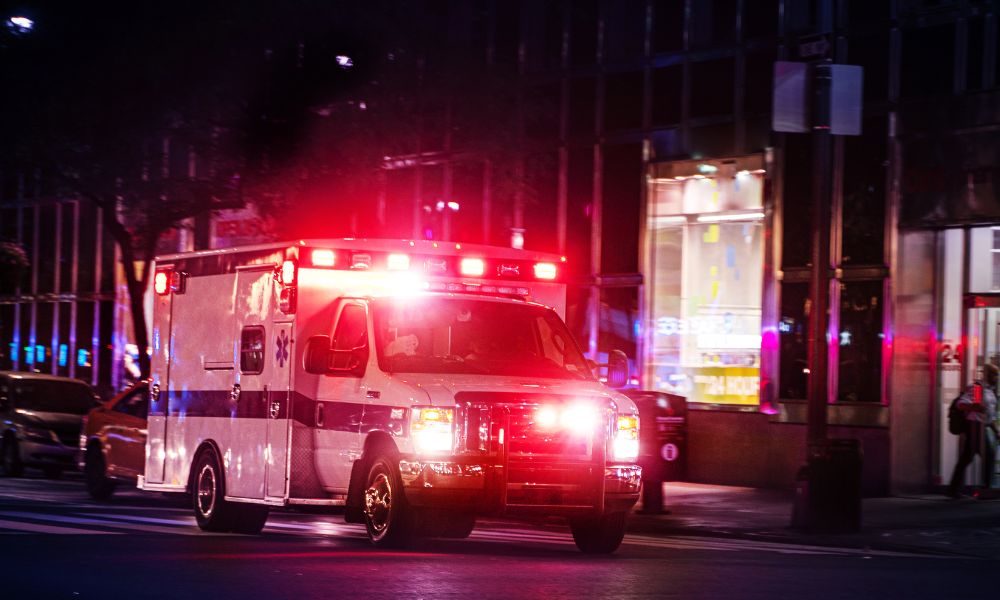 ambulance rushing to scene of DWI incident requiring sugar land car accident attorney